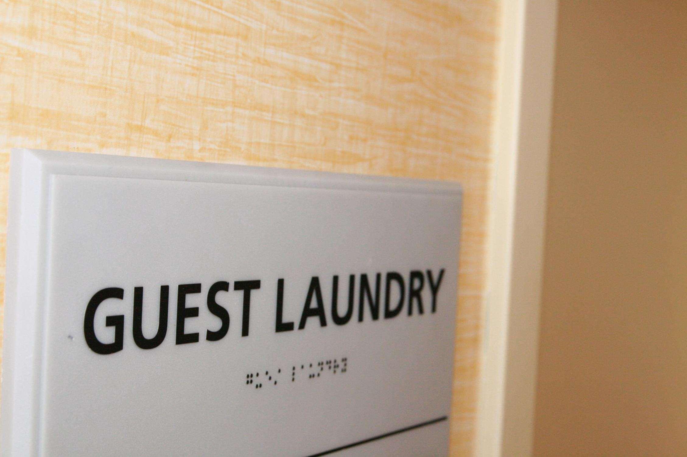 Hampton Inn Brentwood Buitenkant foto