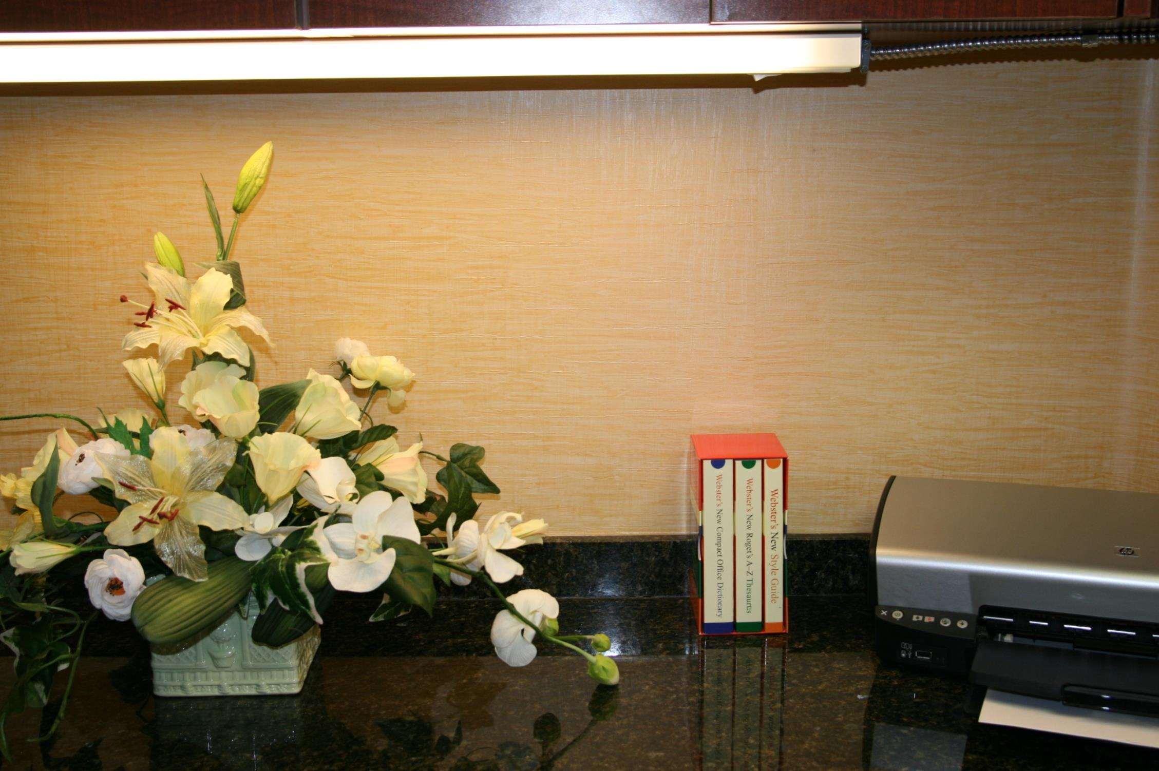 Hampton Inn Brentwood Buitenkant foto