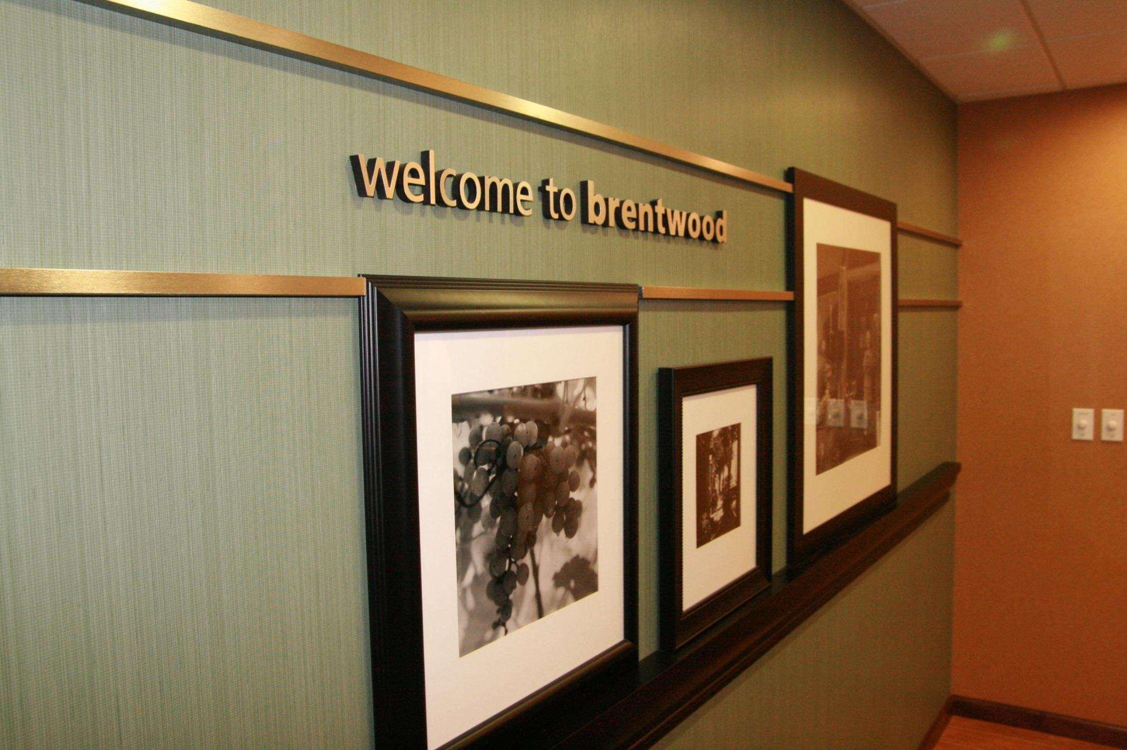 Hampton Inn Brentwood Buitenkant foto