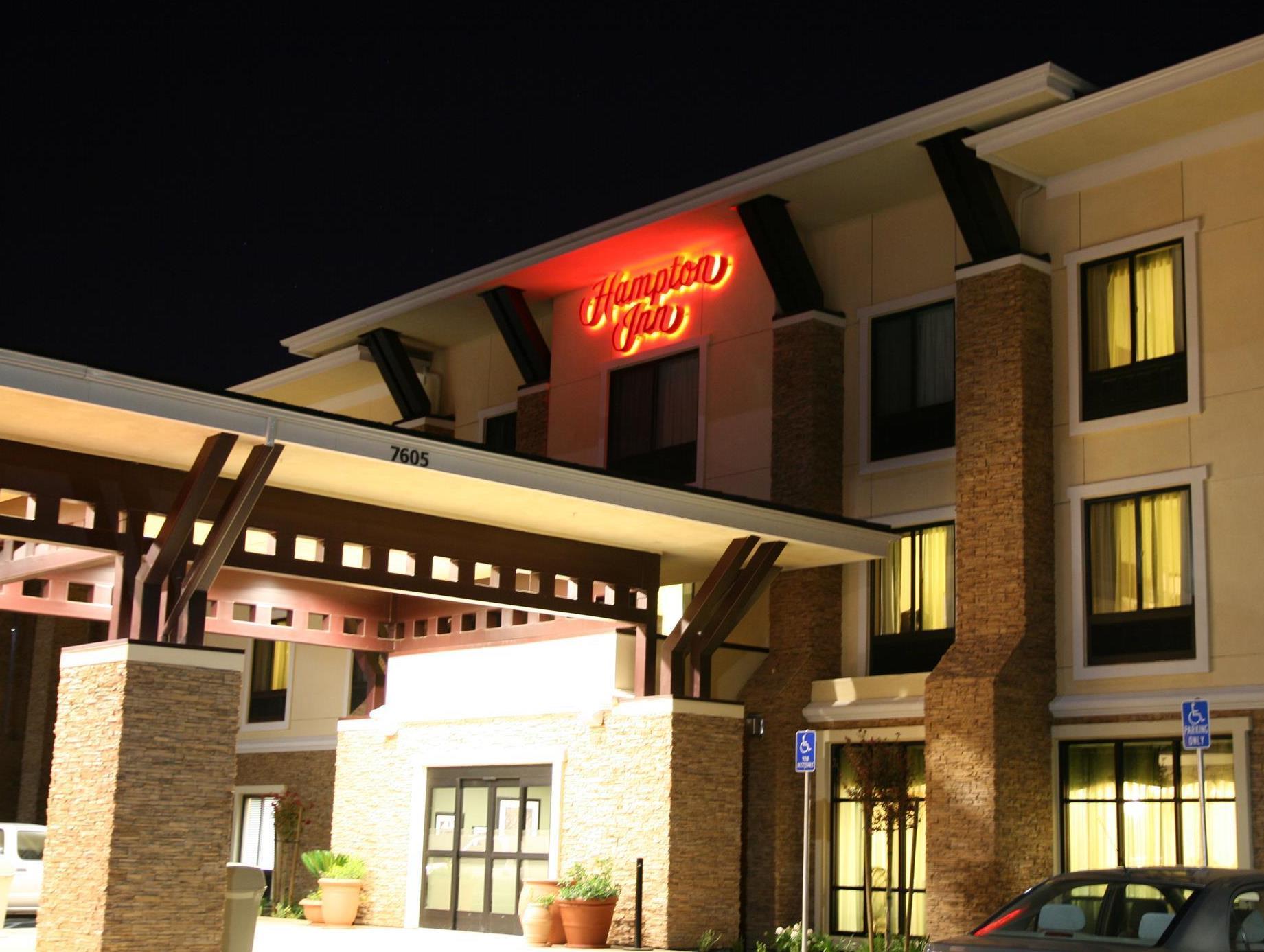 Hampton Inn Brentwood Buitenkant foto