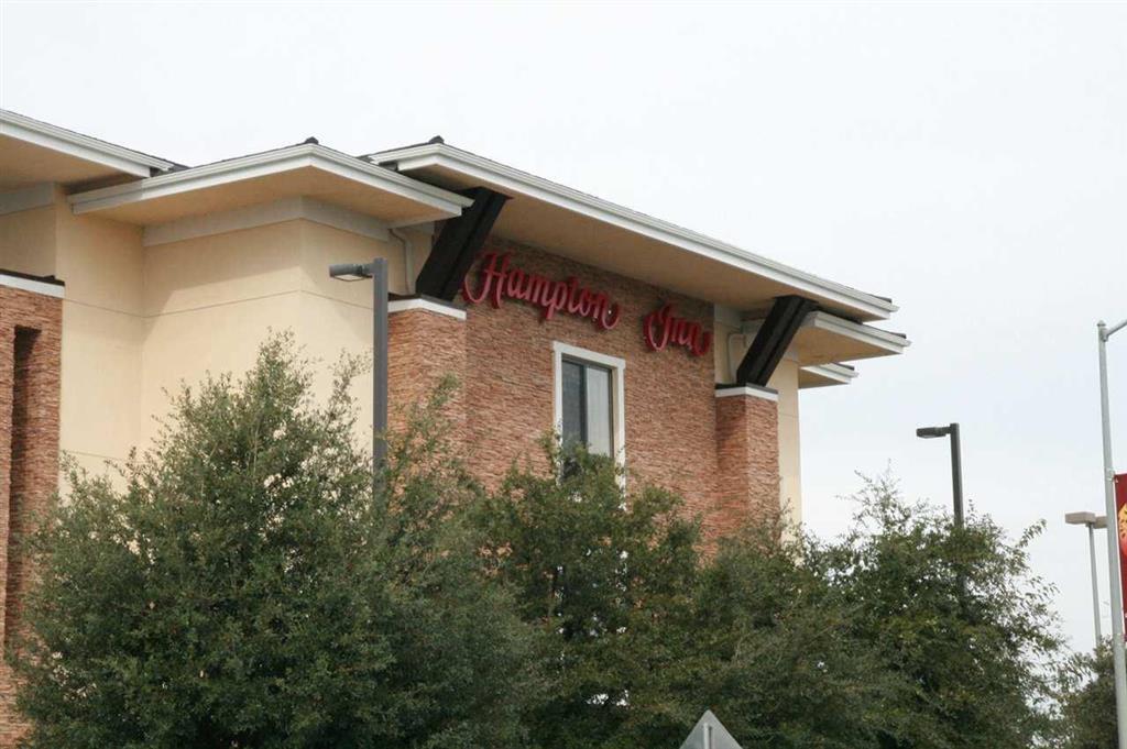Hampton Inn Brentwood Buitenkant foto